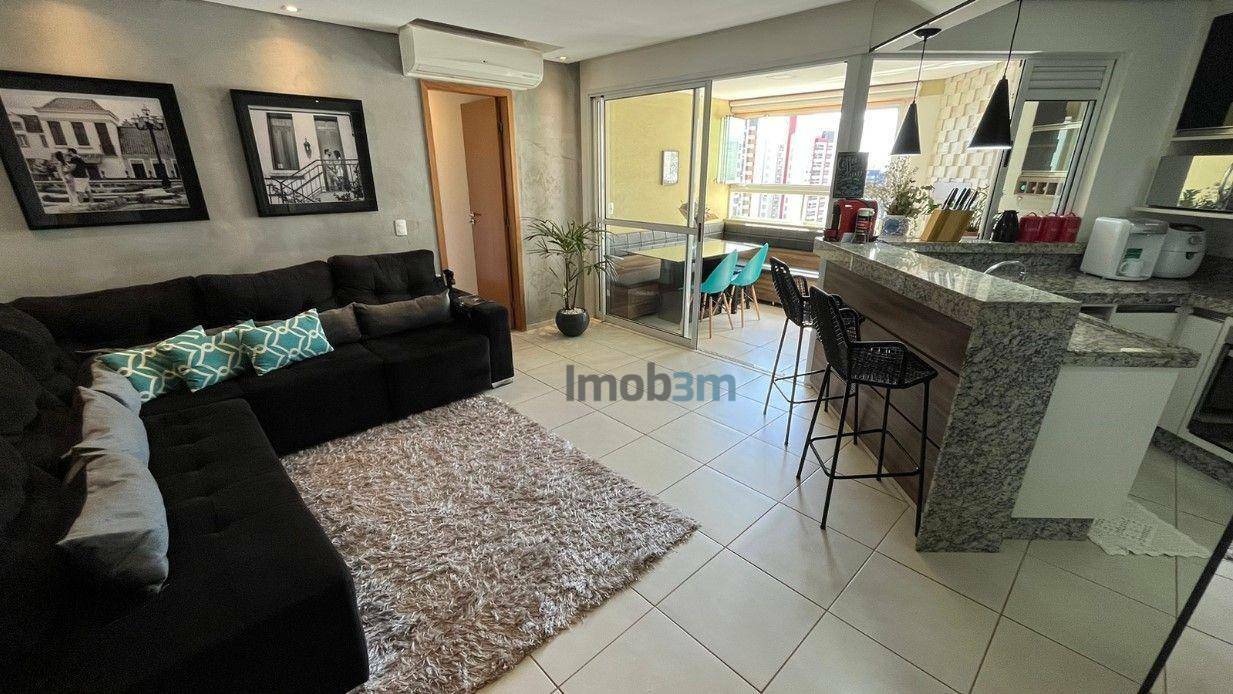 Apartamento à venda com 3 quartos, 79m² - Foto 3