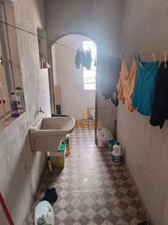 Sobrado à venda com 4 quartos, 200m² - Foto 26