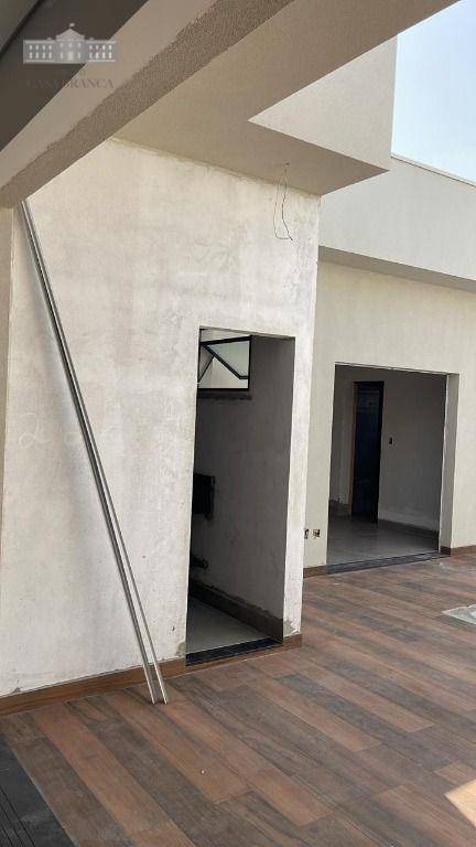 Casa de Condomínio à venda com 3 quartos, 250m² - Foto 14