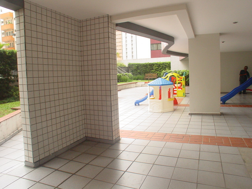 Apartamento à venda com 3 quartos, 225m² - Foto 19