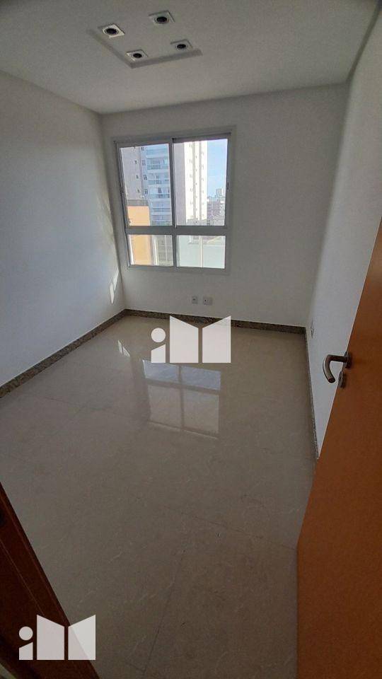 Apartamento à venda com 3 quartos, 100m² - Foto 4