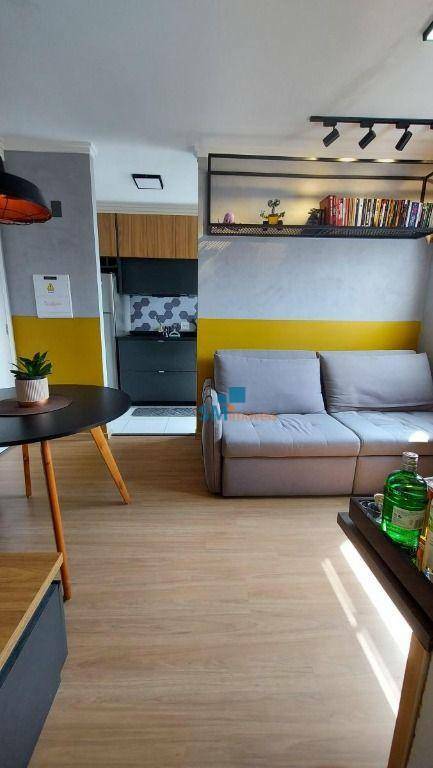 Apartamento à venda com 2 quartos, 38m² - Foto 2