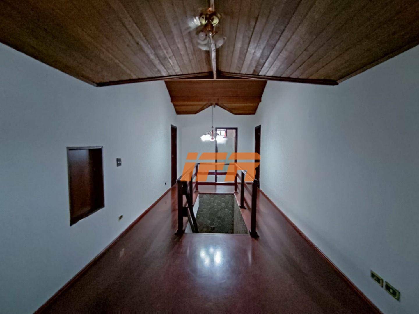 Sobrado à venda e aluguel com 4 quartos, 267m² - Foto 9