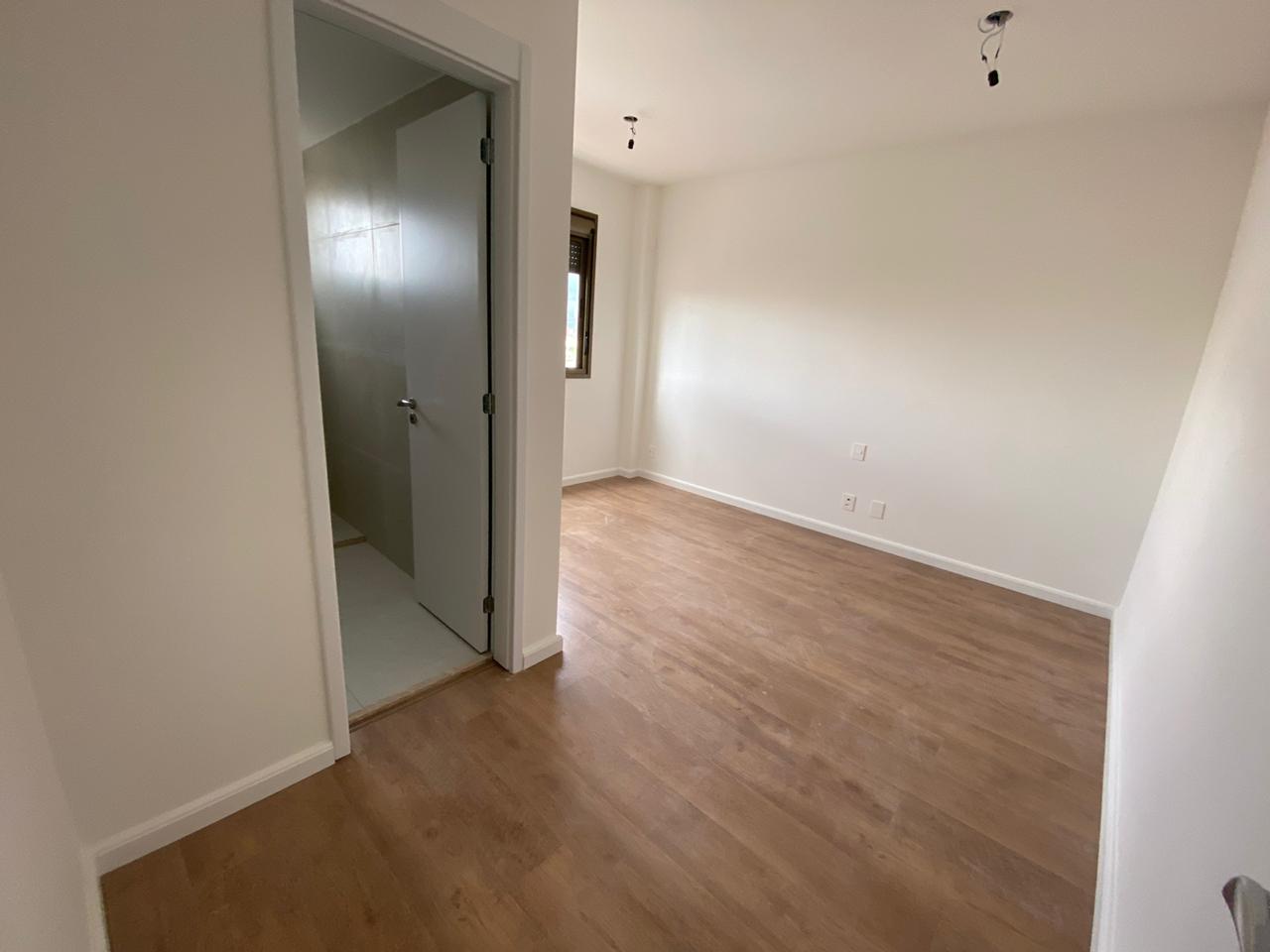 Apartamento à venda com 3 quartos, 94m² - Foto 8