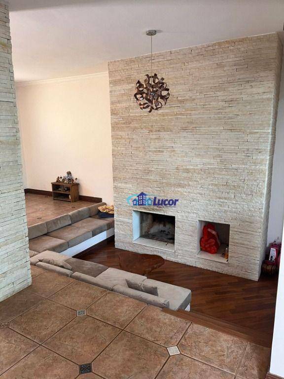 Casa à venda com 5 quartos, 350m² - Foto 14