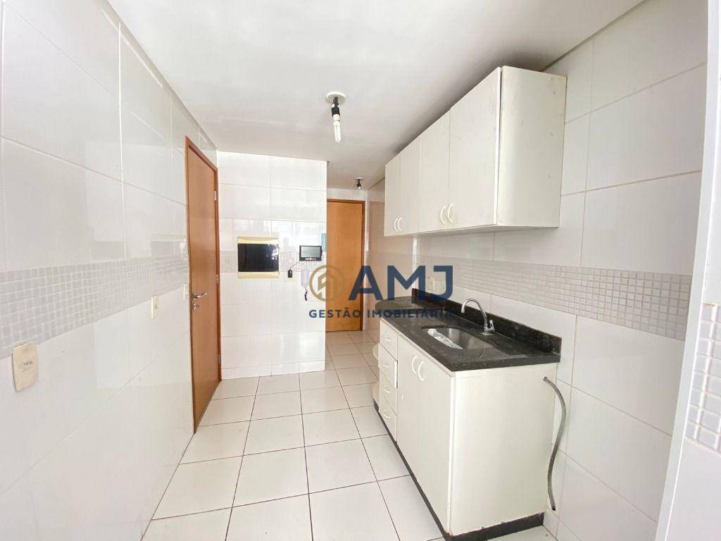 Apartamento à venda com 3 quartos, 86m² - Foto 11