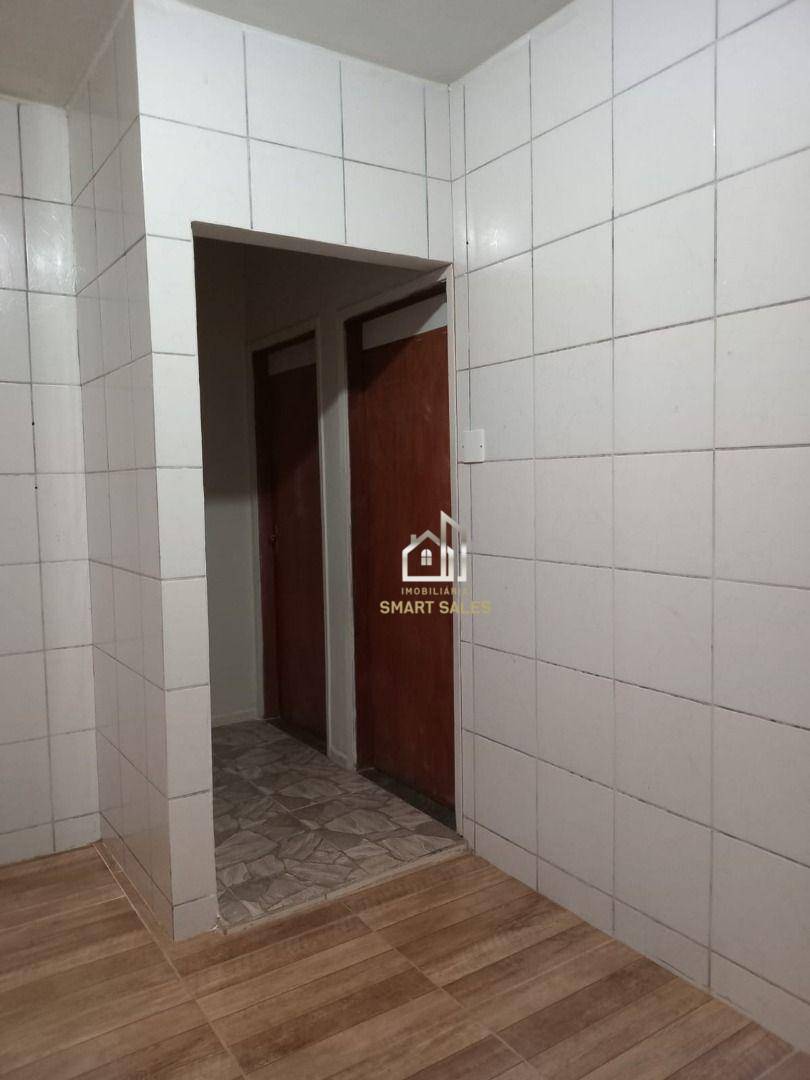 Casa à venda com 8 quartos, 350m² - Foto 12