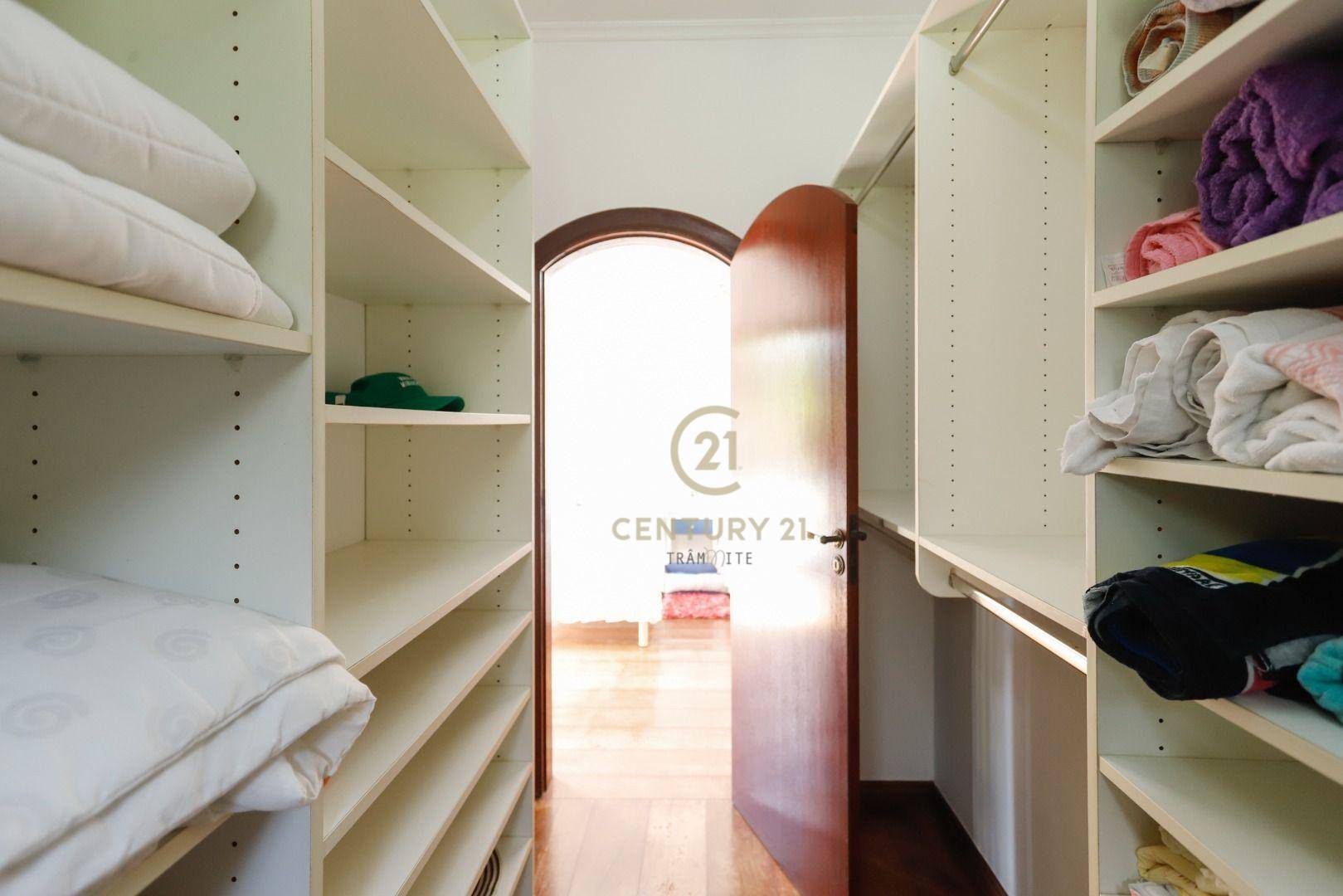 Casa de Condomínio à venda com 4 quartos, 272m² - Foto 23