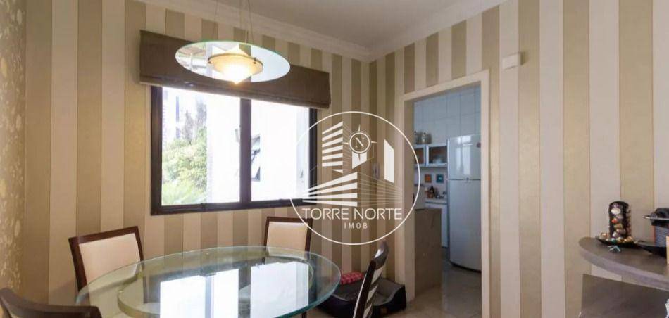 Apartamento à venda com 3 quartos, 176m² - Foto 7