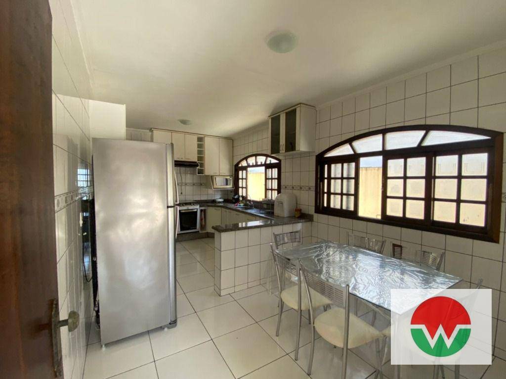 Casa de Condomínio à venda e aluguel com 4 quartos, 320m² - Foto 40