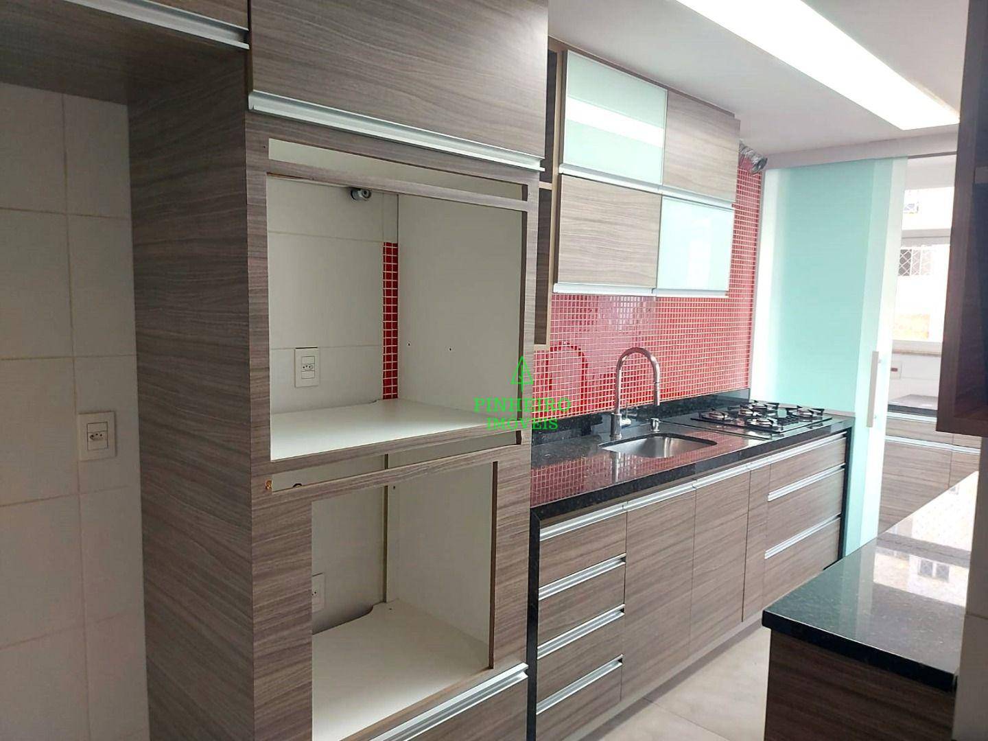 Apartamento à venda com 3 quartos, 157m² - Foto 4