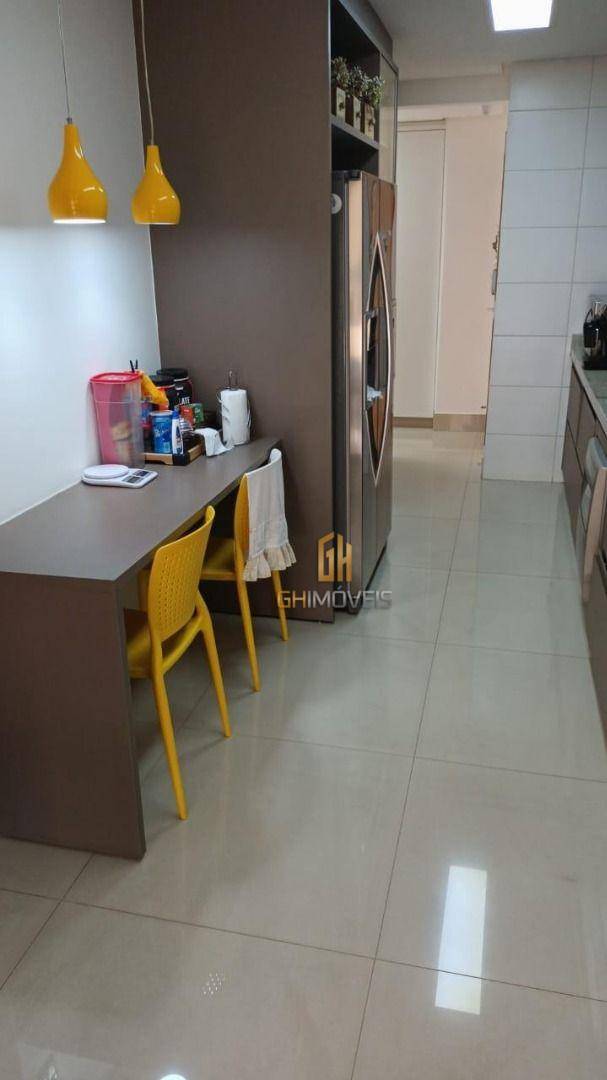 Apartamento à venda com 3 quartos, 165m² - Foto 10