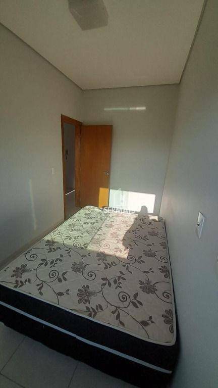 Apartamento para alugar com 3 quartos, 100m² - Foto 31