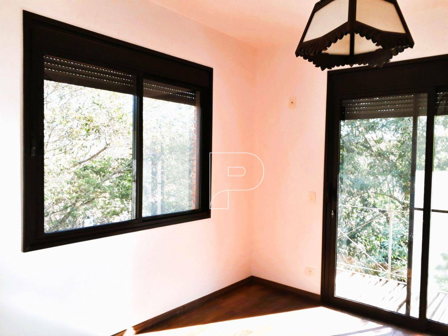 Casa de Condomínio à venda com 3 quartos, 360m² - Foto 32