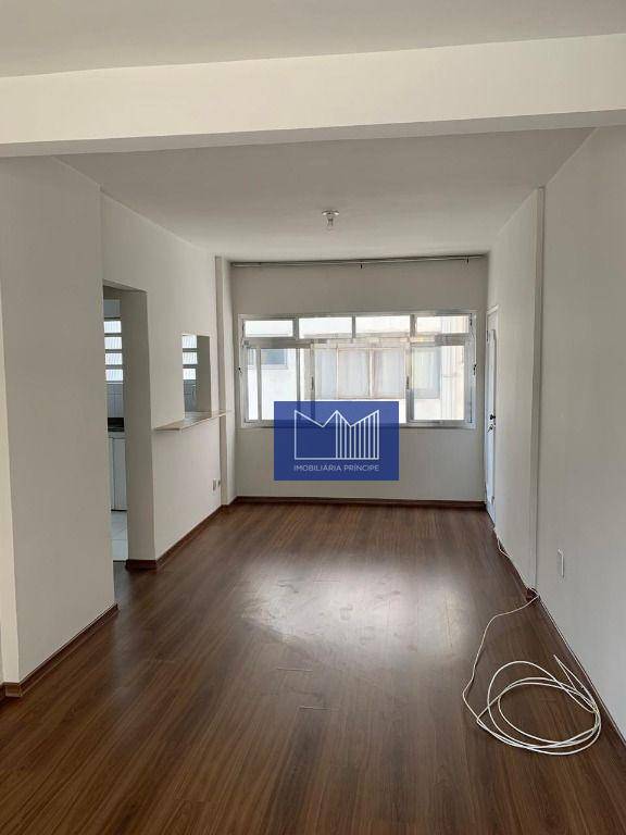 Apartamento à venda com 2 quartos, 70m² - Foto 21