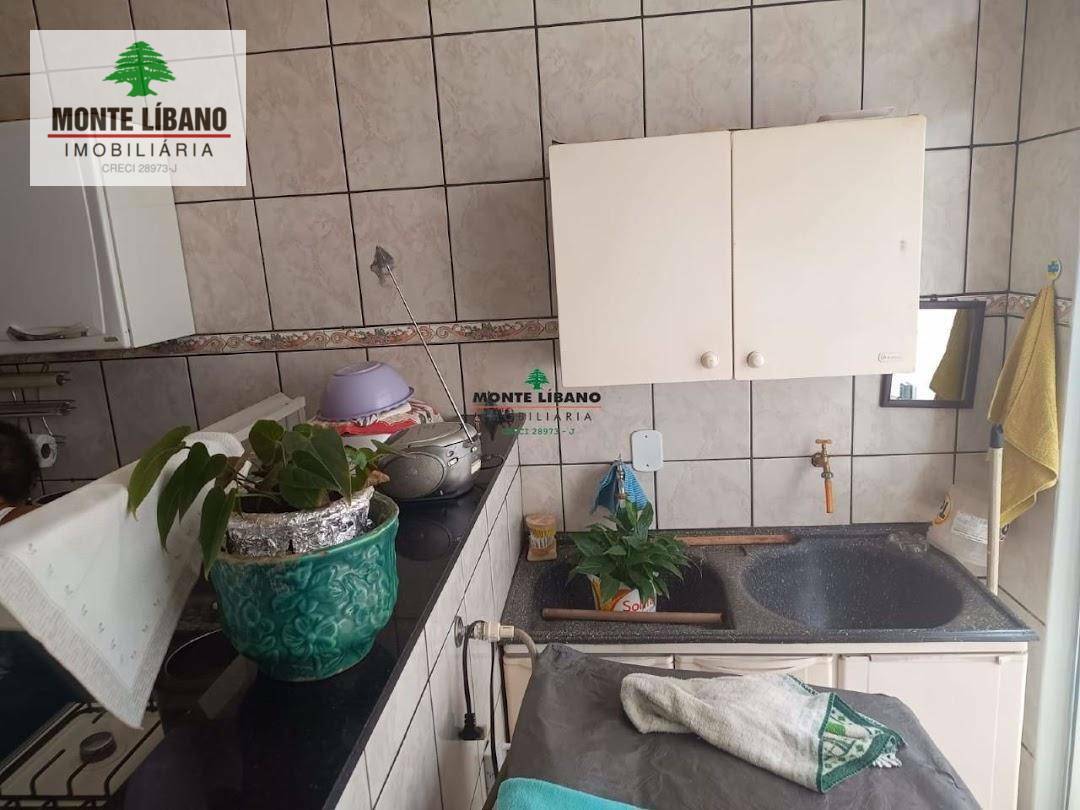 Casa à venda com 3 quartos, 80m² - Foto 7