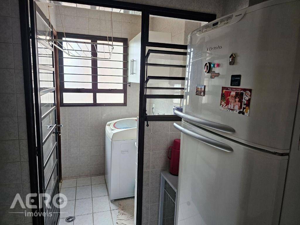 Apartamento à venda com 3 quartos, 82m² - Foto 8