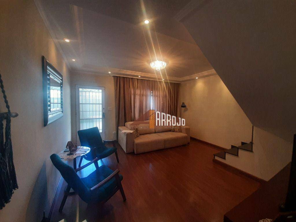 Sobrado à venda com 2 quartos, 131m² - Foto 2