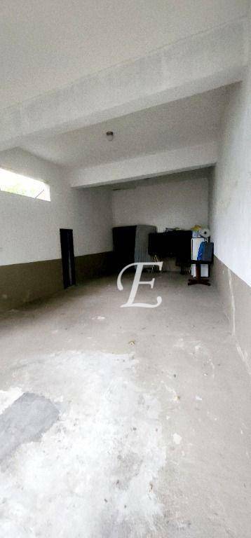 Sobrado à venda com 3 quartos, 180m² - Foto 18