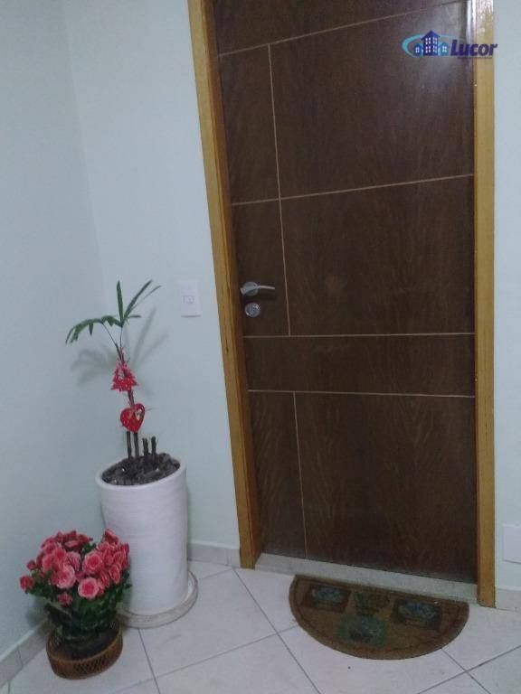 Apartamento à venda com 2 quartos, 60m² - Foto 5