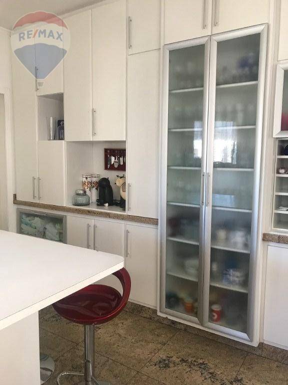 Apartamento à venda com 4 quartos, 380m² - Foto 14