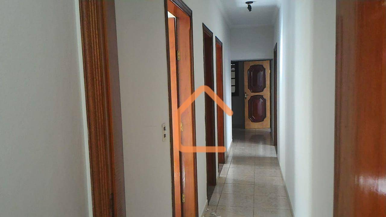 Casa à venda com 3 quartos, 160m² - Foto 4