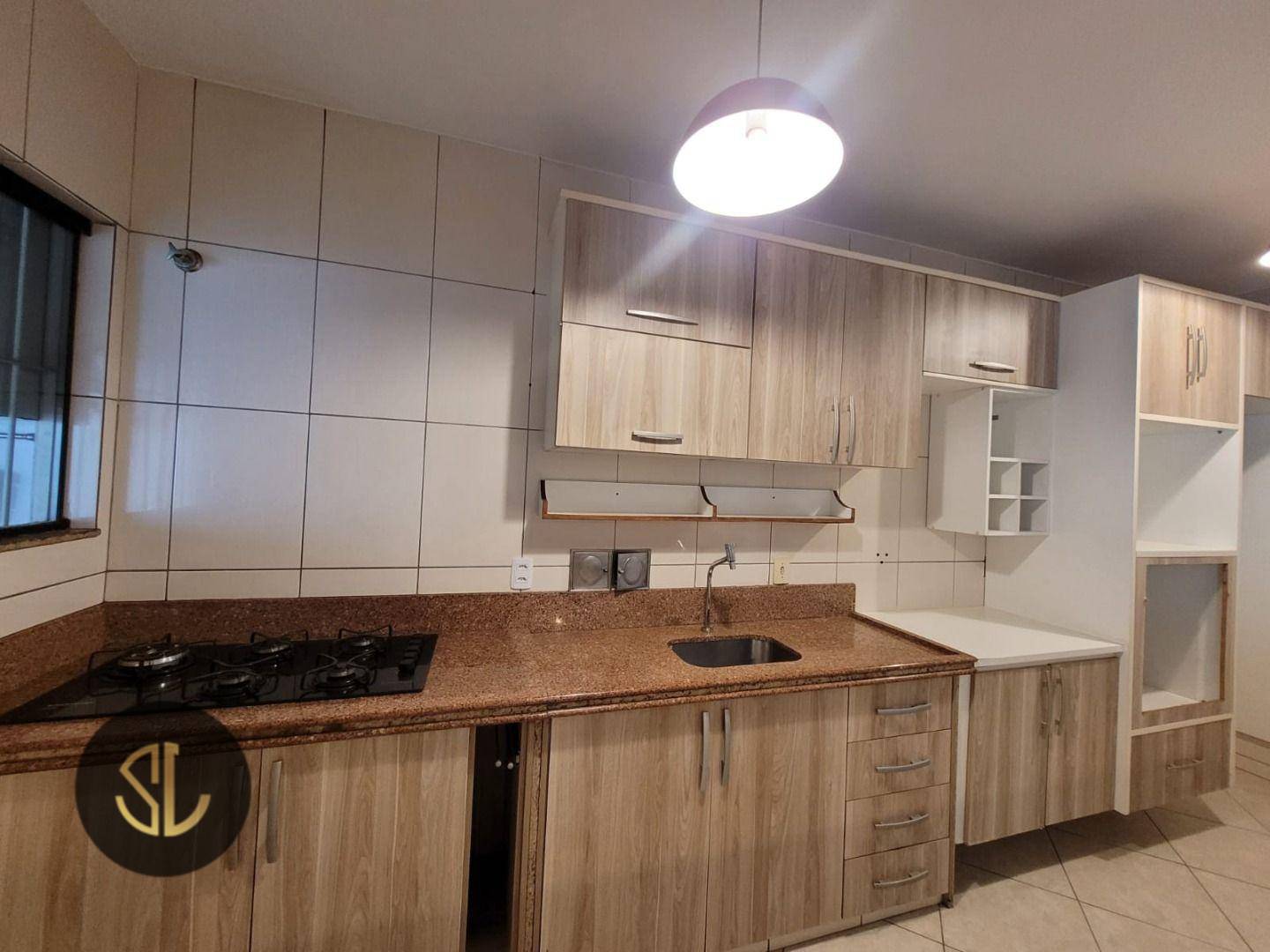 Casa à venda com 3 quartos, 180m² - Foto 10