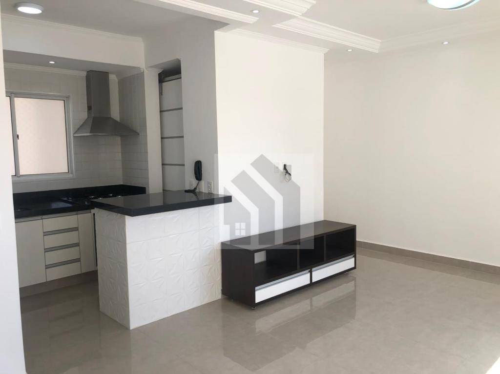 Apartamento à venda com 2 quartos, 67m² - Foto 2