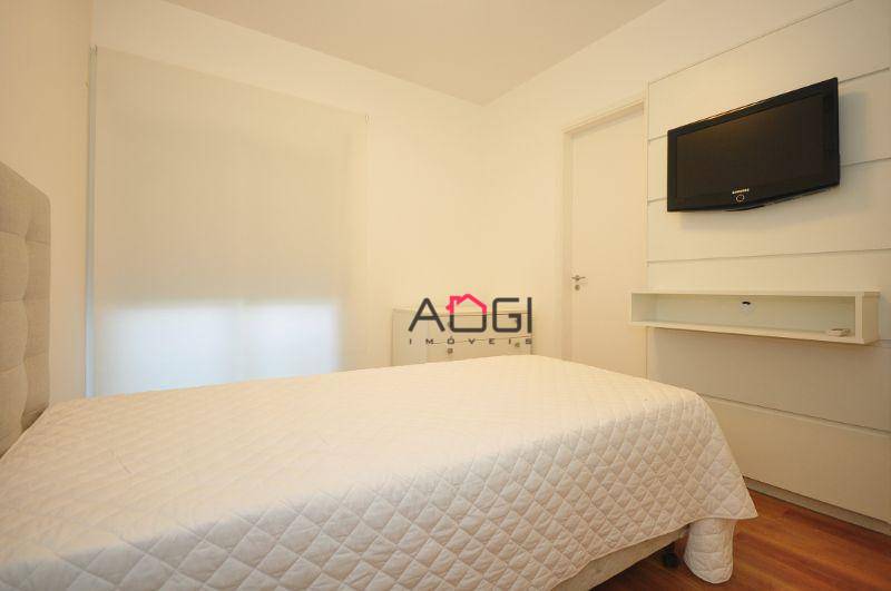 Apartamento à venda com 4 quartos, 210m² - Foto 13