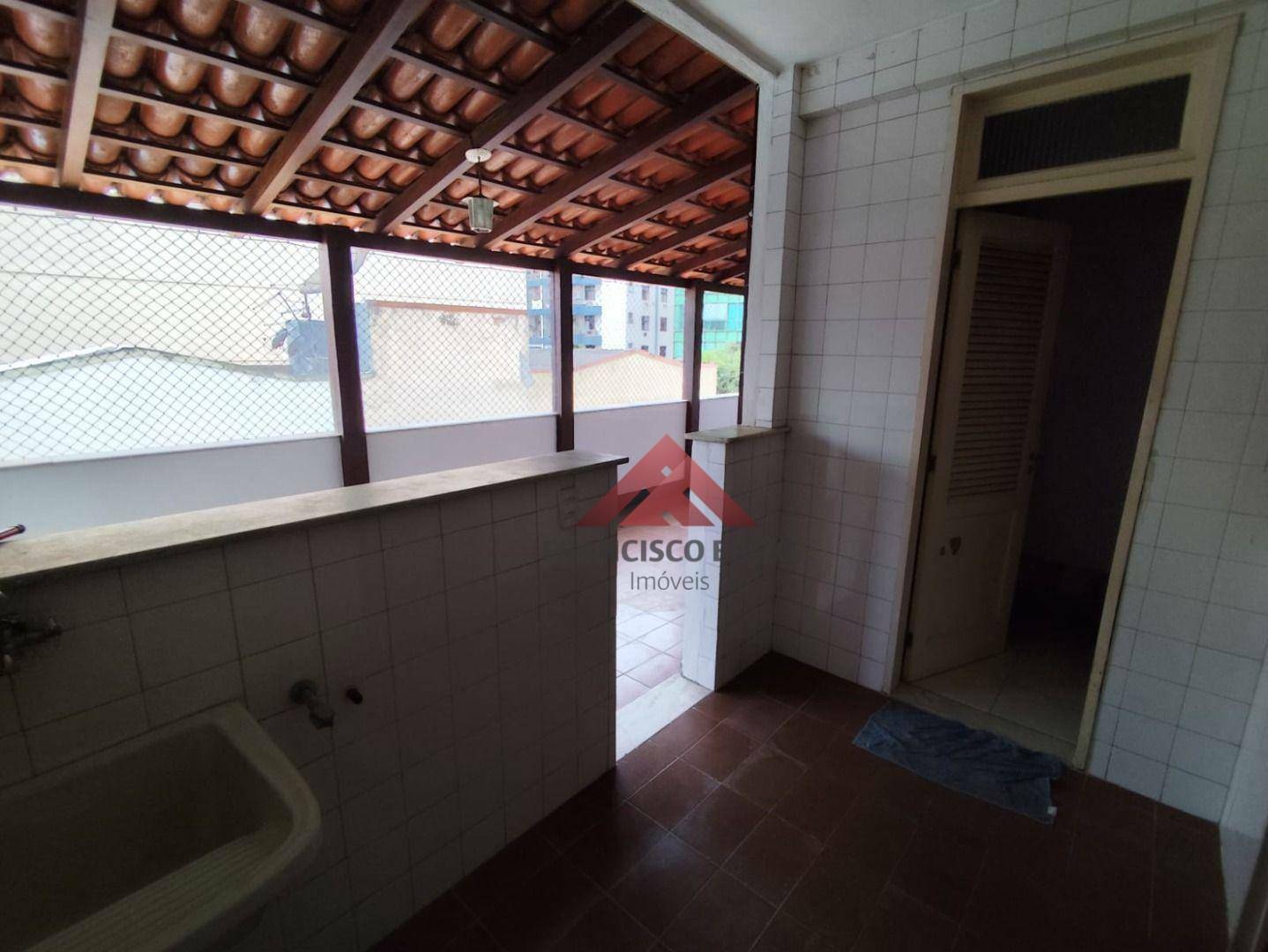 Apartamento à venda com 3 quartos, 121m² - Foto 21