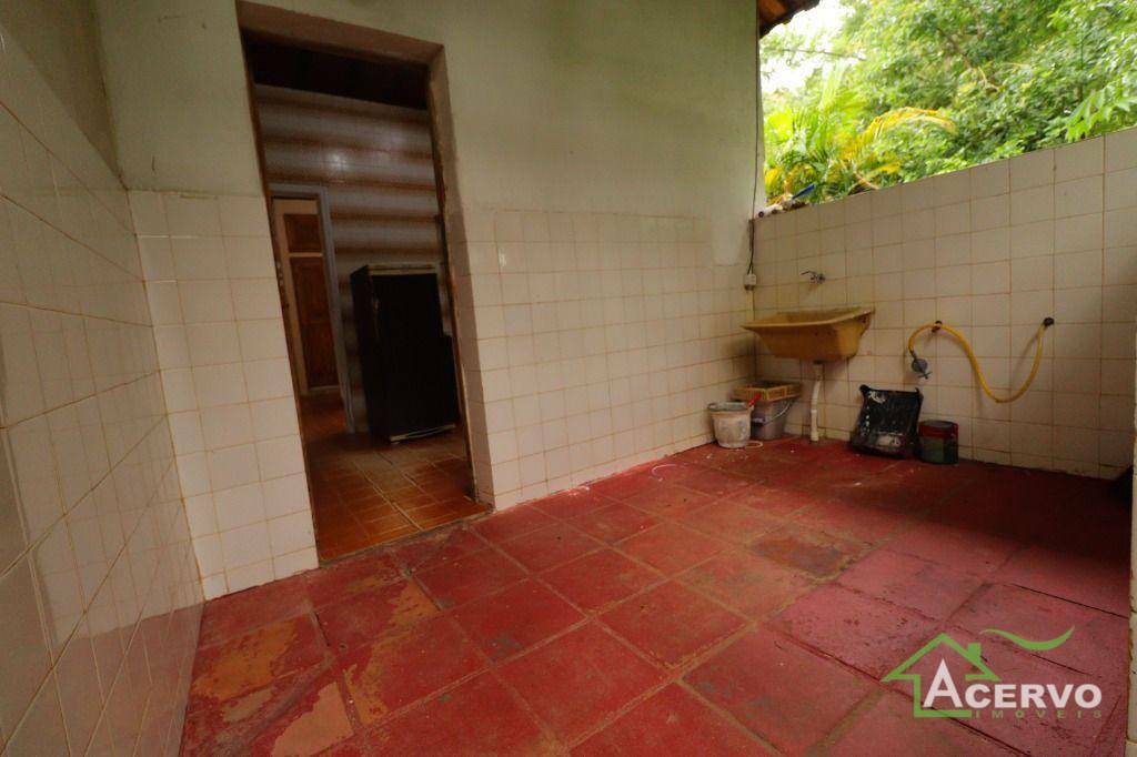 Chácara para alugar com 3 quartos, 204m² - Foto 8