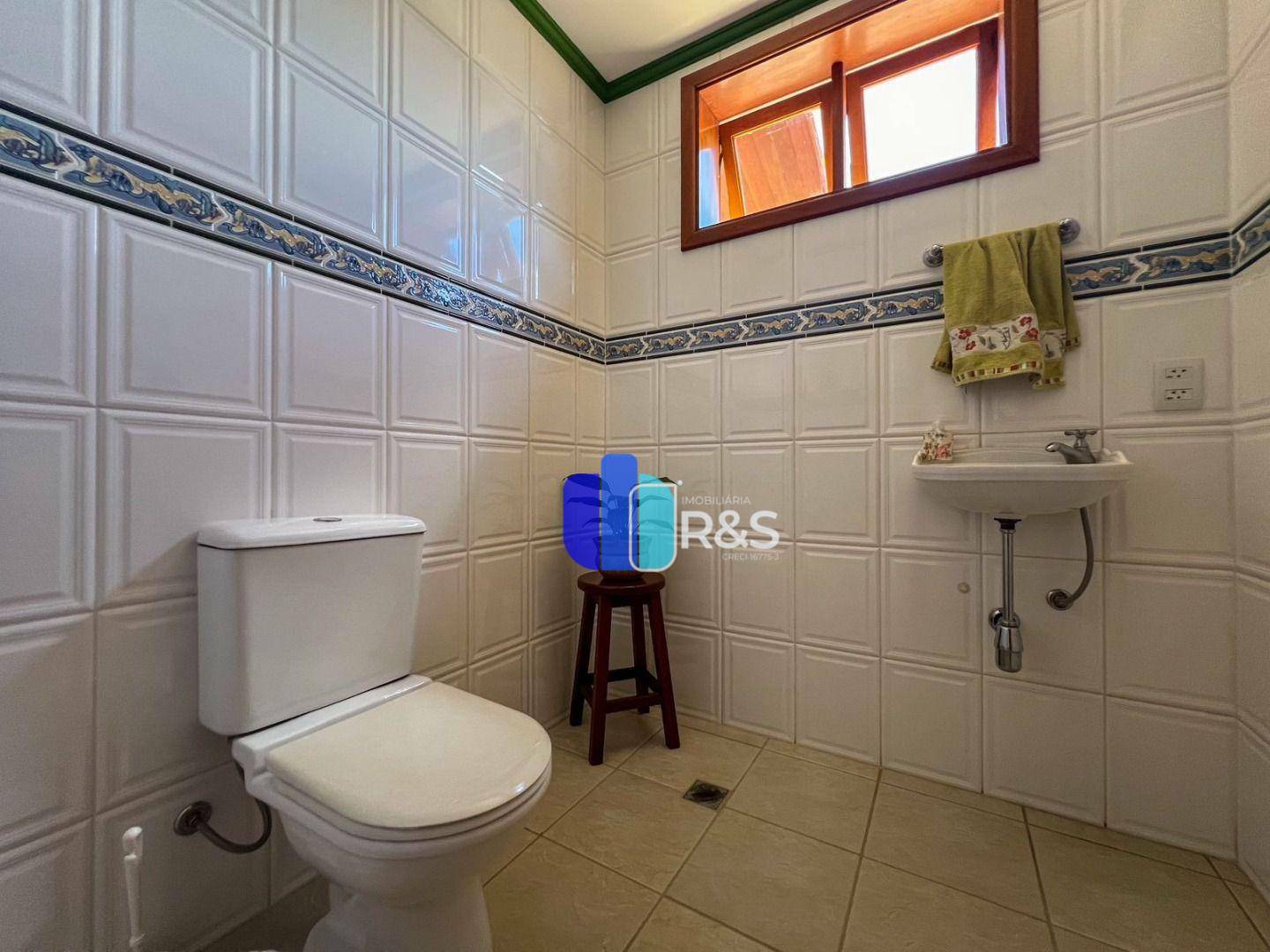 Casa de Condomínio à venda com 4 quartos, 328m² - Foto 25