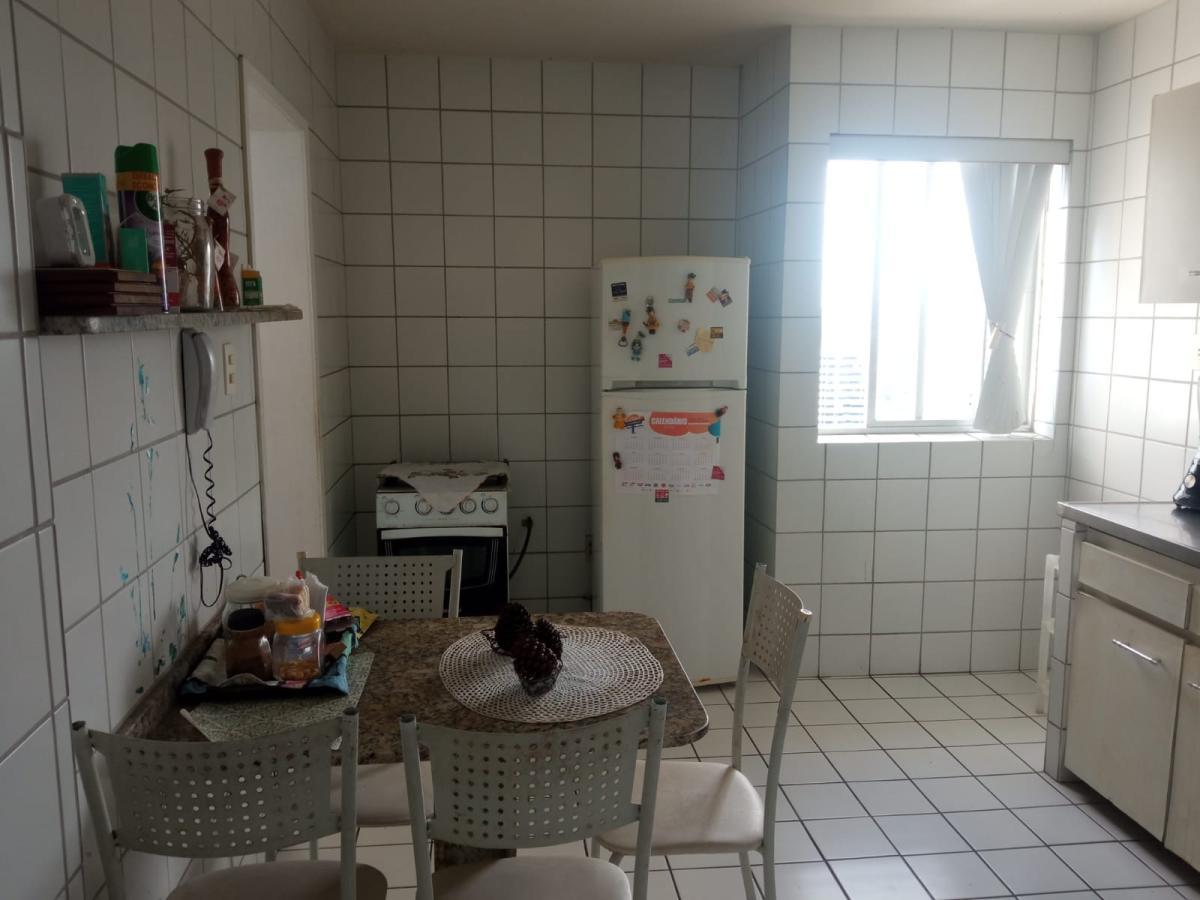 Apartamento à venda com 3 quartos, 160m² - Foto 8