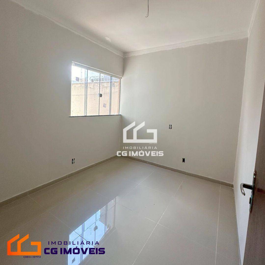 Casa à venda com 3 quartos, 76m² - Foto 4