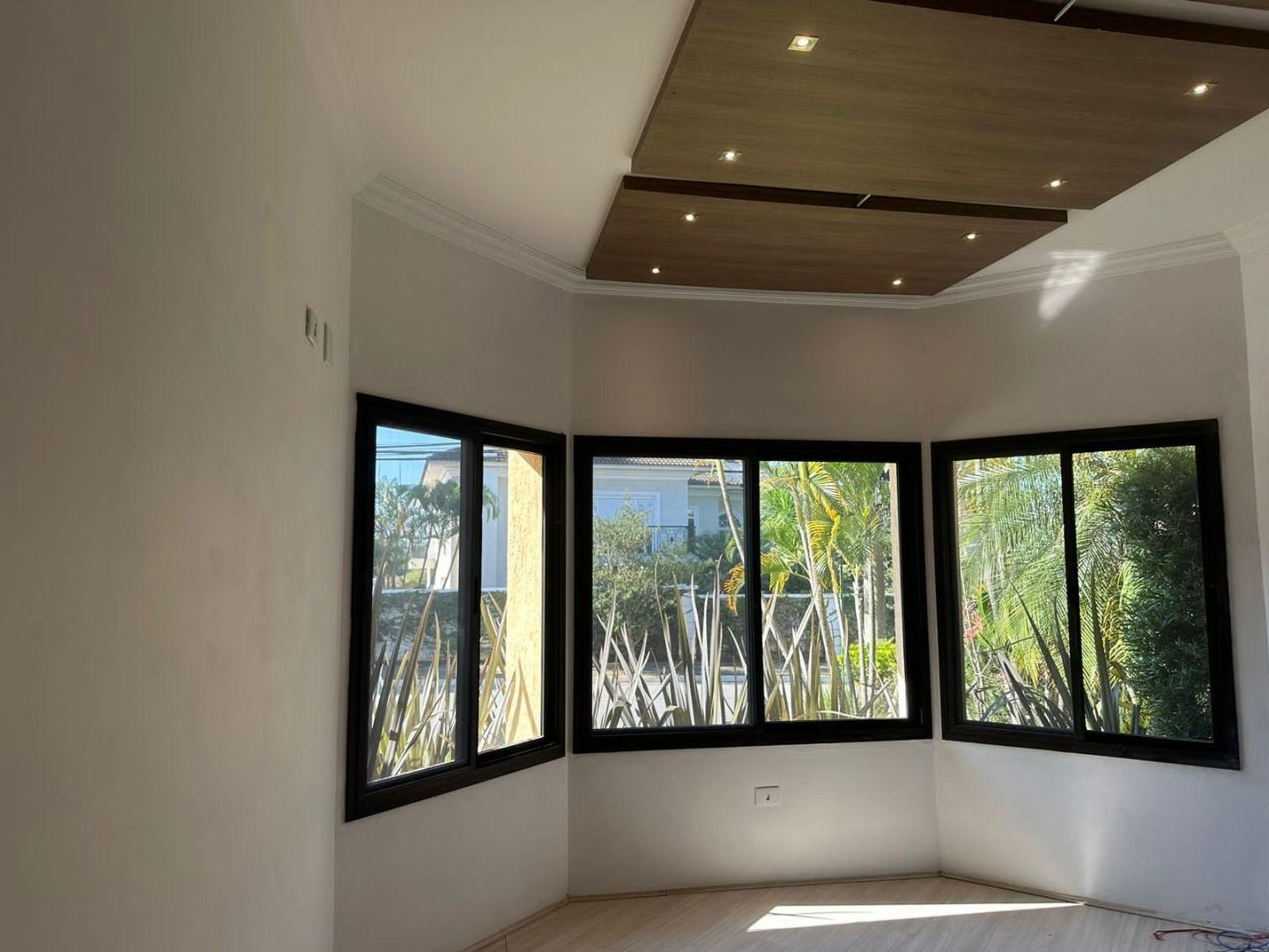 Casa para alugar com 4 quartos, 460m² - Foto 4