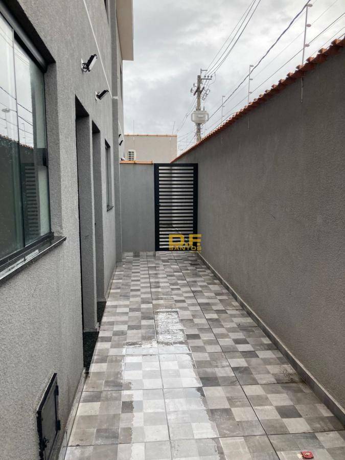 Casa à venda com 2 quartos, 55m² - Foto 2