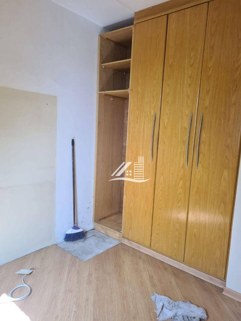 Apartamento à venda com 3 quartos, 60m² - Foto 9