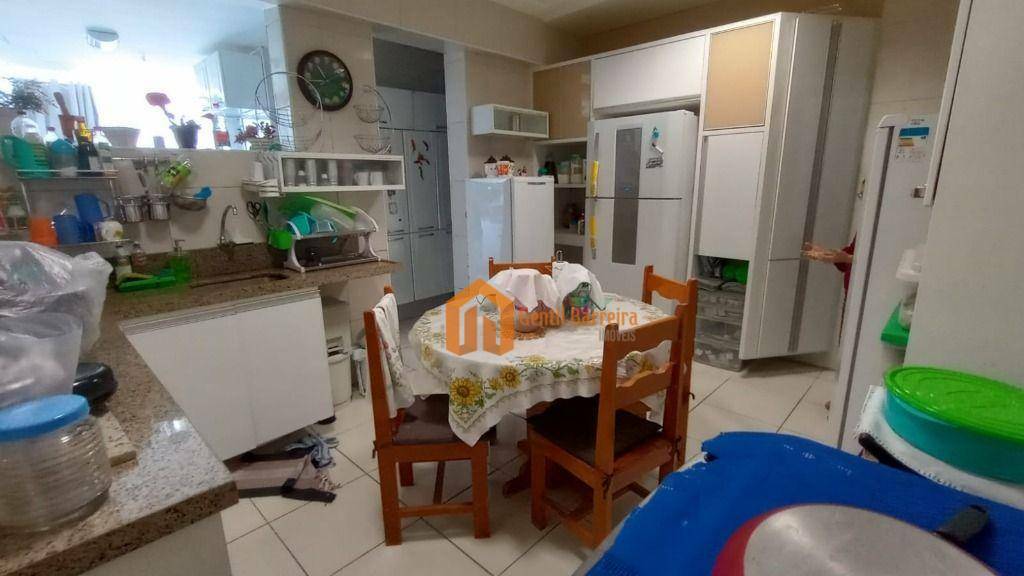 Apartamento à venda com 4 quartos, 162m² - Foto 10