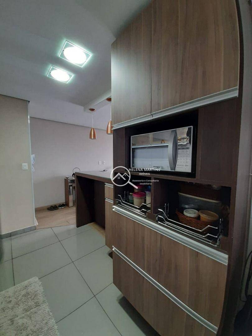 Apartamento à venda com 2 quartos, 64m² - Foto 12