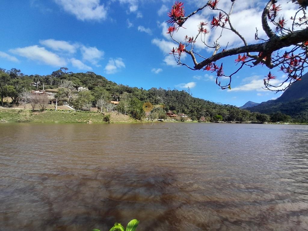 Casa de Condomínio à venda com 3 quartos, 300m² - Foto 34