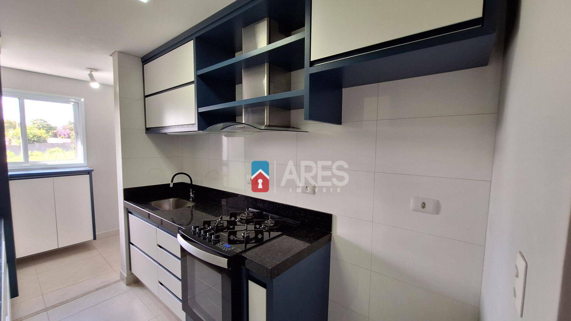 Apartamento à venda com 3 quartos, 80m² - Foto 1