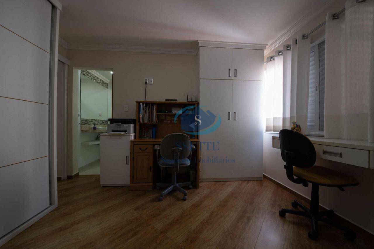 Apartamento à venda com 3 quartos, 160m² - Foto 8