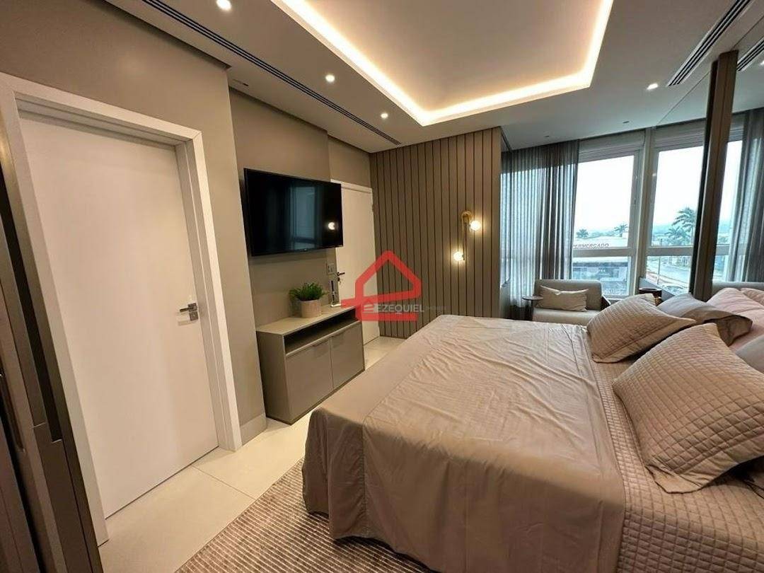 Apartamento à venda com 3 quartos, 370m² - Foto 25