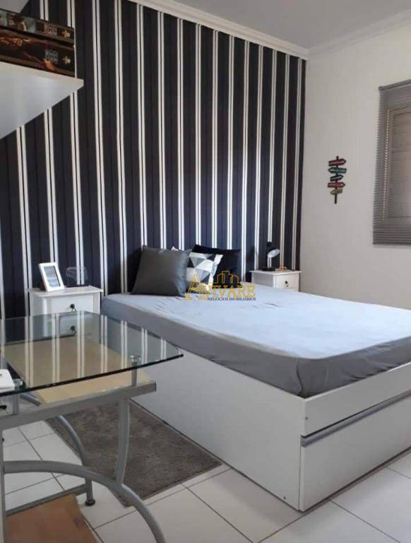 Casa à venda com 3 quartos, 110m² - Foto 25