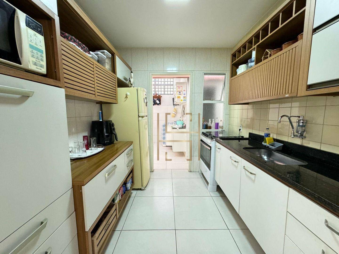 Casa à venda com 3 quartos, 100m² - Foto 5