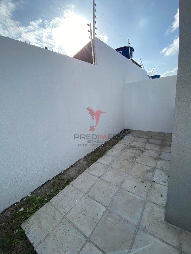 Casa à venda com 3 quartos, 78m² - Foto 13