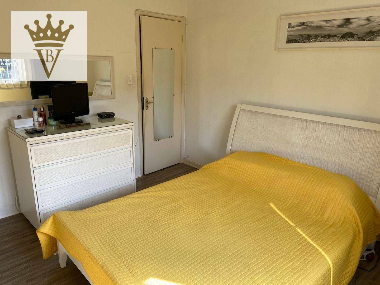 Apartamento à venda com 3 quartos, 94m² - Foto 11