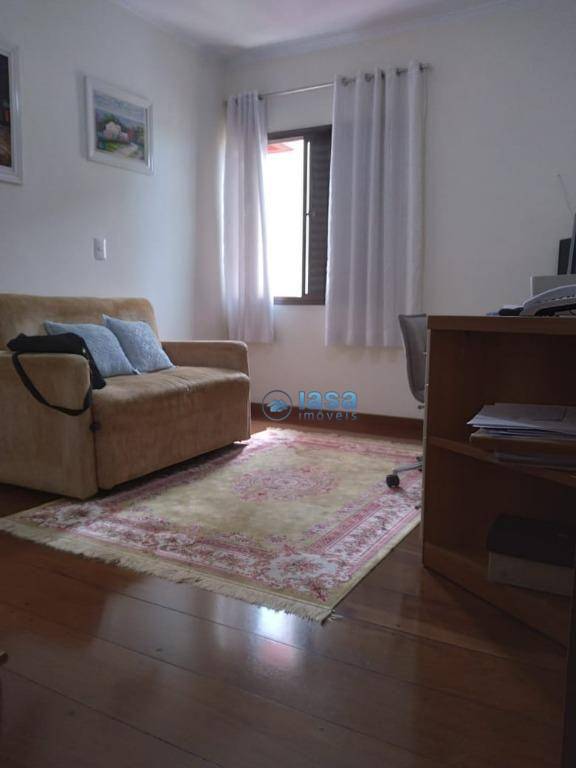 Apartamento à venda com 3 quartos, 135m² - Foto 11