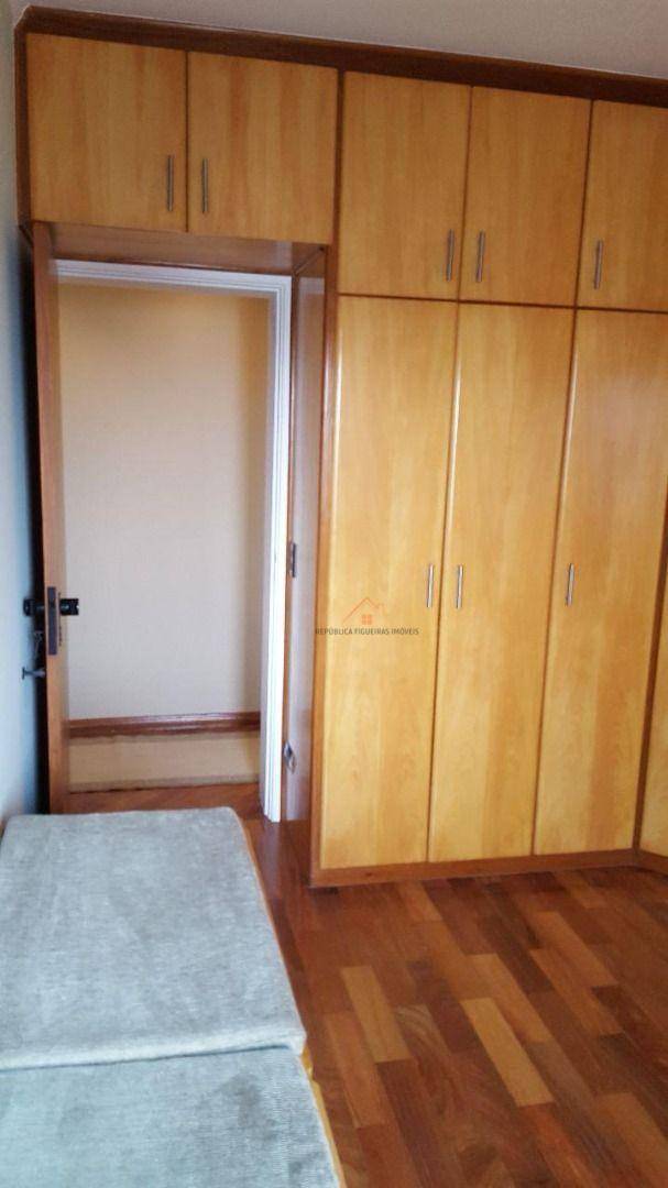 Apartamento para alugar com 3 quartos, 100m² - Foto 7