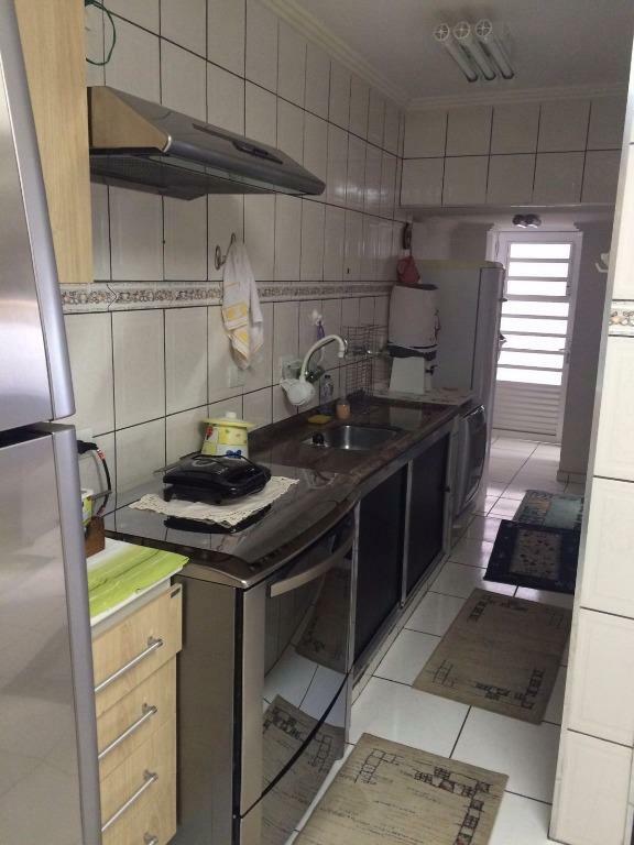 Sobrado à venda com 3 quartos, 180m² - Foto 4